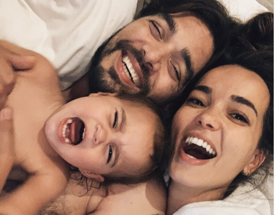 Illustratie bij: Fans vinden dat dochtertje Waylon en Bibi op déze foto precies op haar vader lijkt