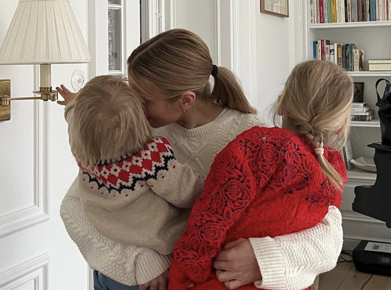 Illustratie bij: ‘Mijn vriendin heeft een nanny en brengt haar kinderen niet eens zelf naar bed’