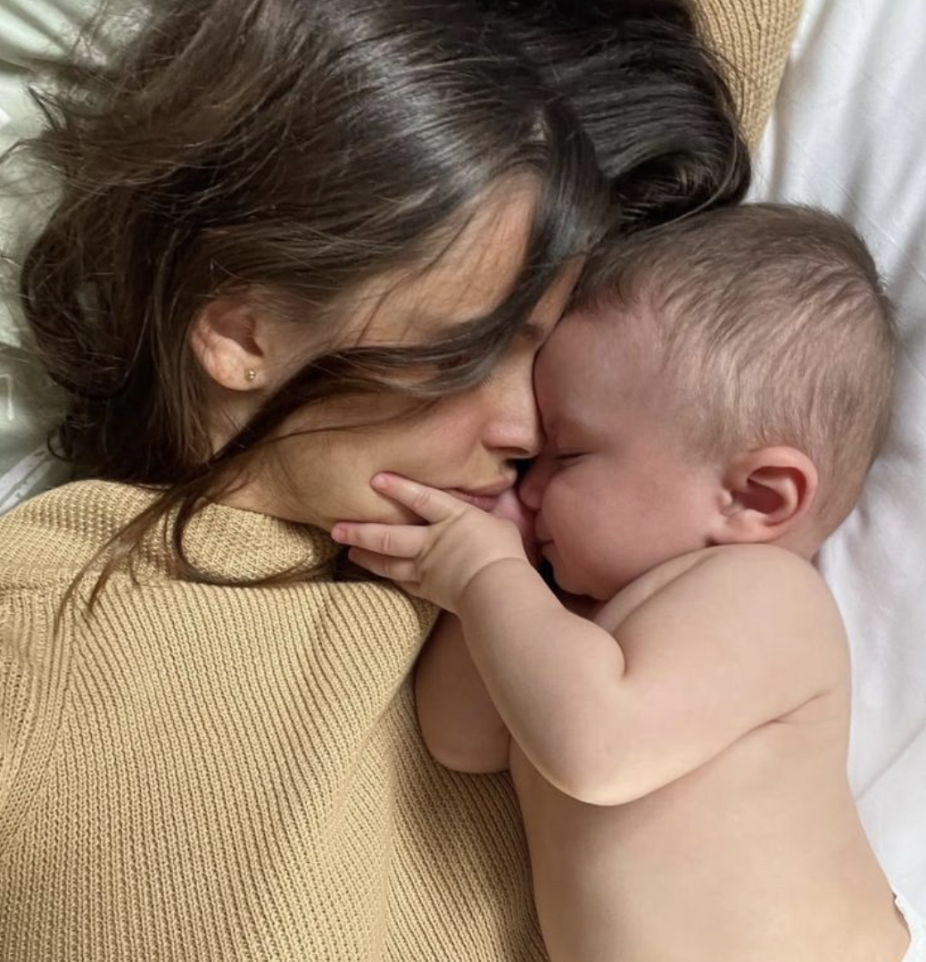 Illustratie bij: ‘Iedereen vindt onze babynaam te moeilijk, maar wij houden van dat geheimzinnige’