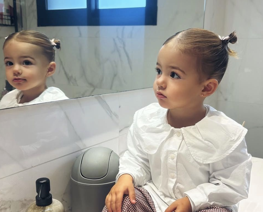 Illustratie bij: ‘Mijn dochter trekt zelf al haar haren uit haar hoofd, zonder dat ze het doorheeft. Wat kan ik doen?’