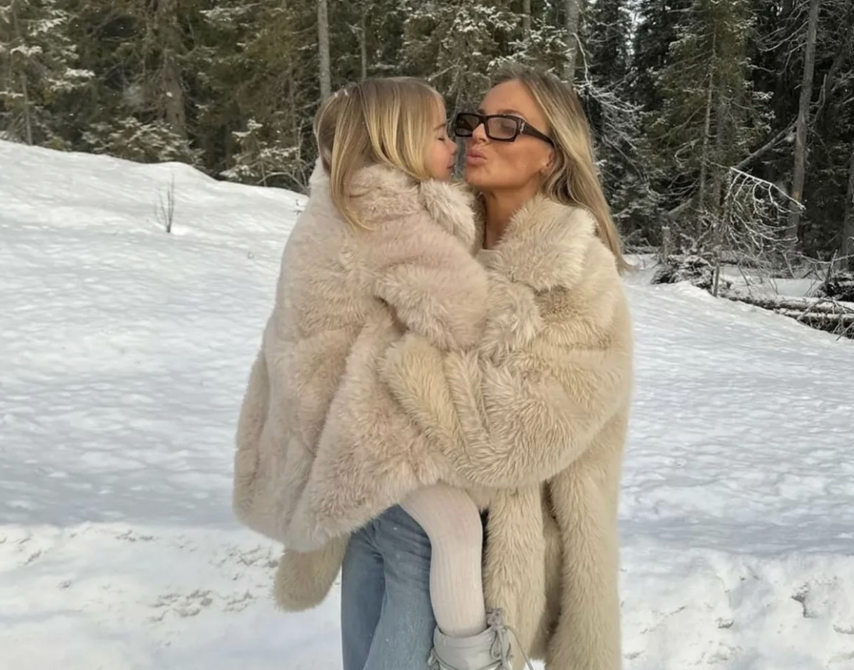 Illustratie bij: Deze meisjesnaam was in de jaren 90 een hit, verdween toen volledig en is nu helemaal terug als trend